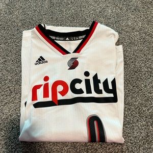 Damian Lillard basketball jersey